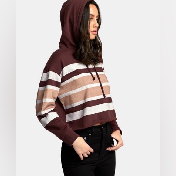 RVCA Sweatshirt - Picture 2 of 6